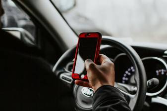 Pennsylvania to ban cell phone use while driving and require police to collect traffic stop data