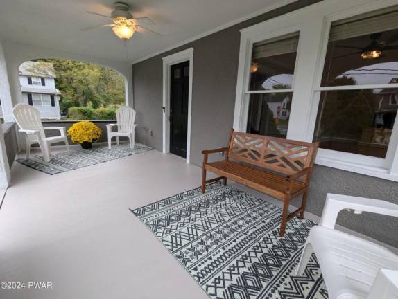 Craftsman home offers vintage charm with modern living