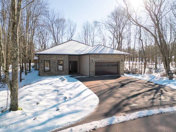 Move right into this chic, energy-efficient ranch