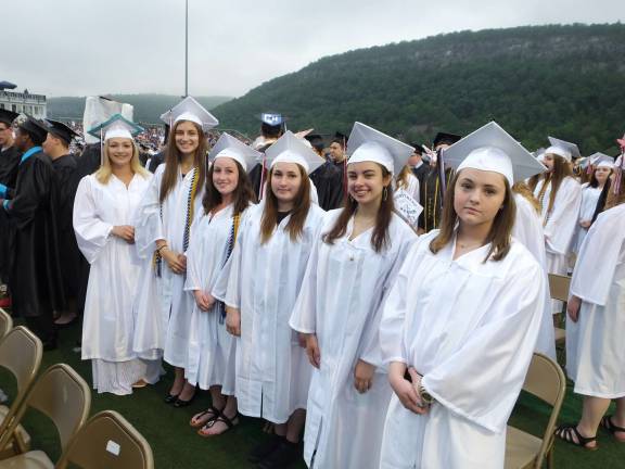 From left: Jordan Hernandez, Paulina Henzel Kedzior, Alyssa Harvey, Adriana Harford, Emily Hammond and Paige Gunderman