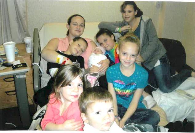 Niki Capaci with her seven kids, taken several years ago.