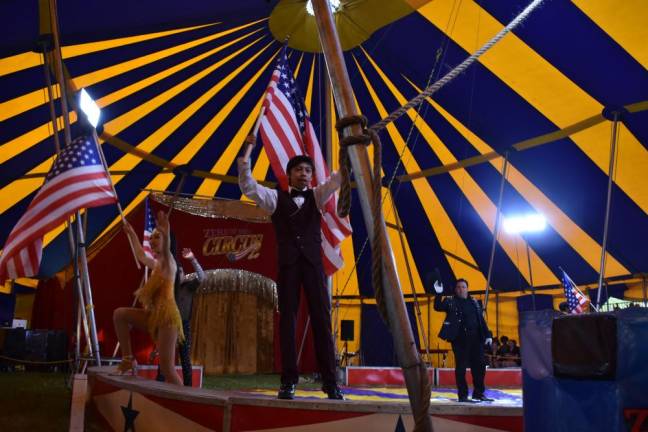 Mayor takes part in circus fun