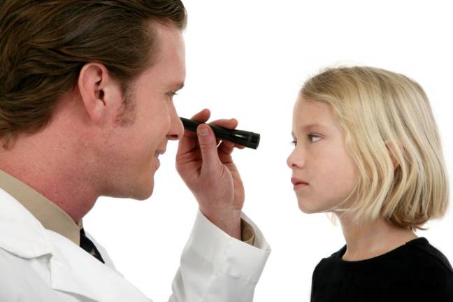 Should doctors prescribe antibiotics to children for pink eye?