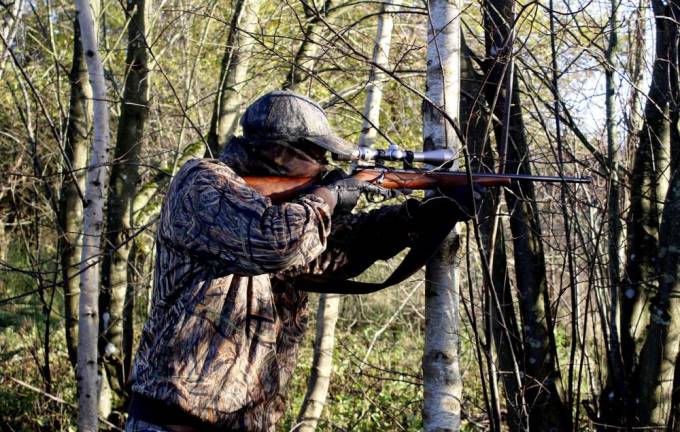 Lawmakers advance proposal to greatly expand Sunday hunting in Pennsylvania